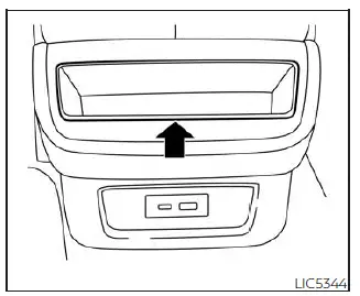 Nissan Pathfinder. Bandejas para guardar