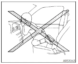 Nissan Pathfinder. Precauciones relacionadas con el SRS